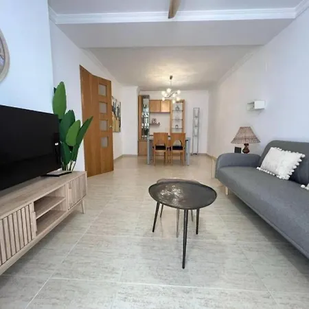 Διαμέρισμα Familiar En Con Terraza Privada